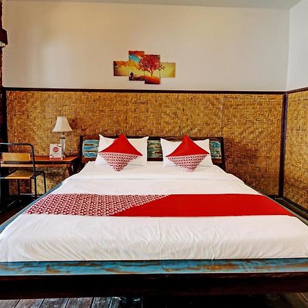 Capital O 91688 Bhumiloka Hotel Dalung  Bagian luar foto