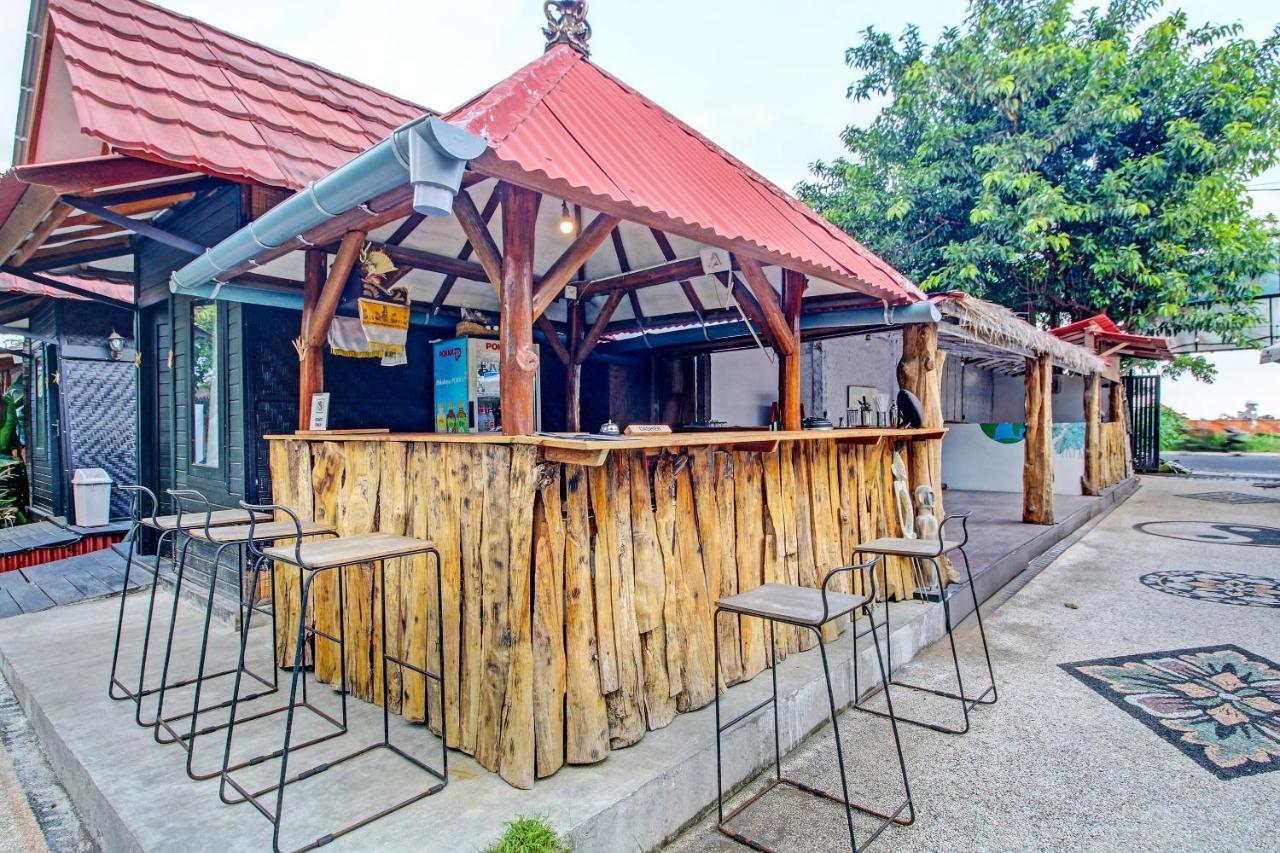 Capital O 91688 Bhumiloka Hotel Dalung  Bagian luar foto